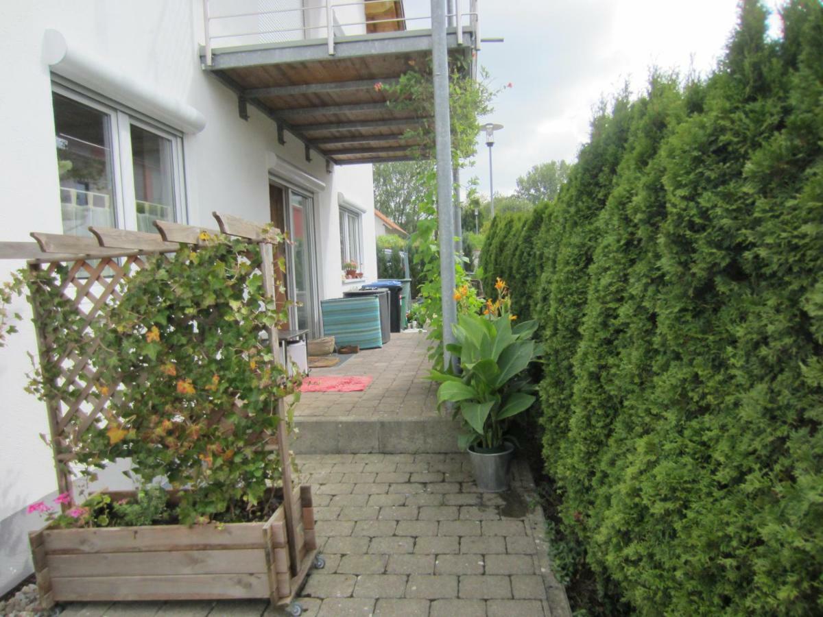 Christine Oparaugo - Privatzimmer Mit Bad Apartment Leutkirch im Allgau Exterior photo